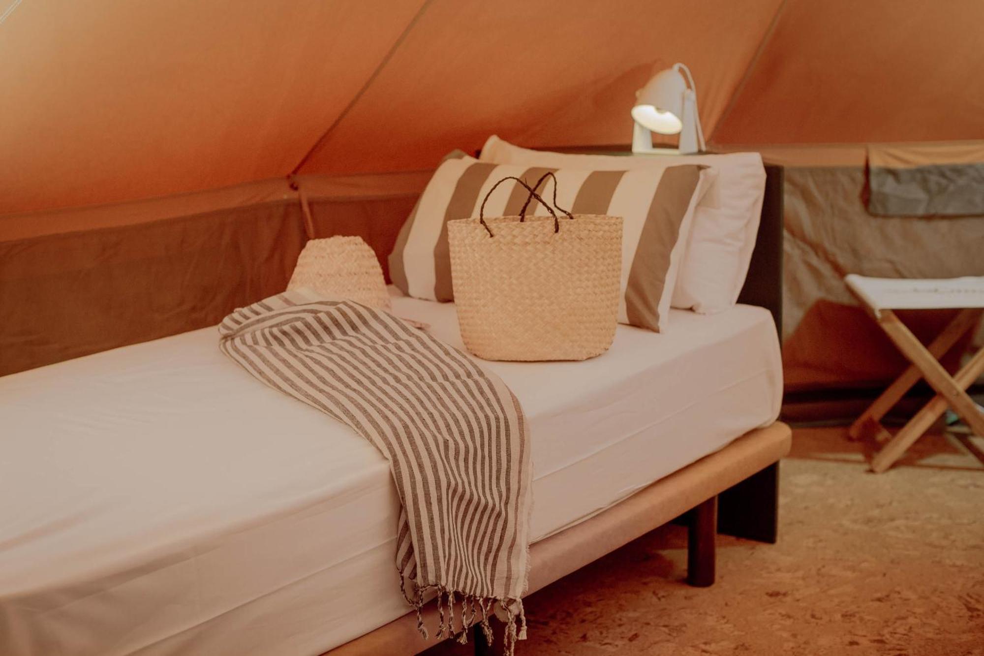 Camping 3 Estrellas Costa Brava Vall-Llobrega Dış mekan fotoğraf