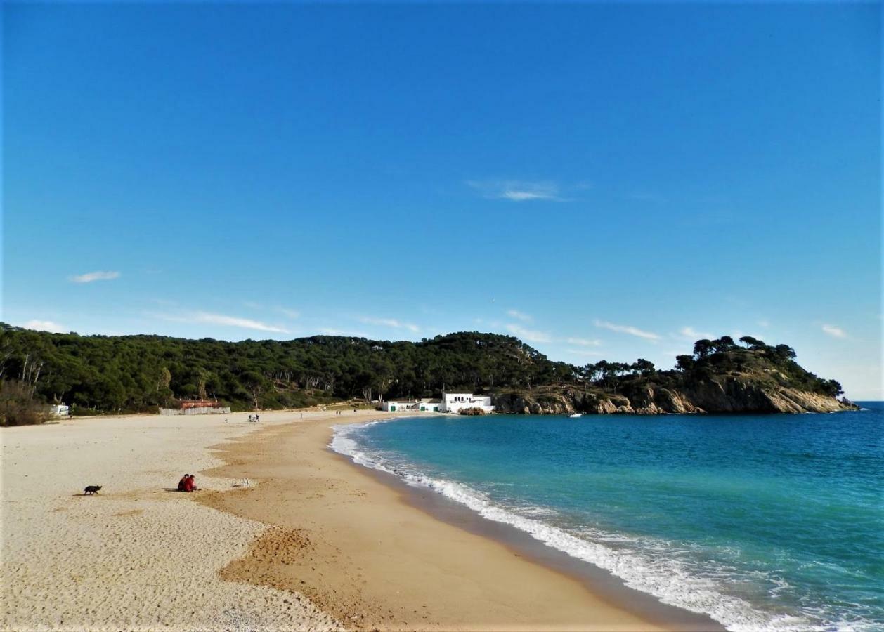 Camping 3 Estrellas Costa Brava Vall-Llobrega Dış mekan fotoğraf